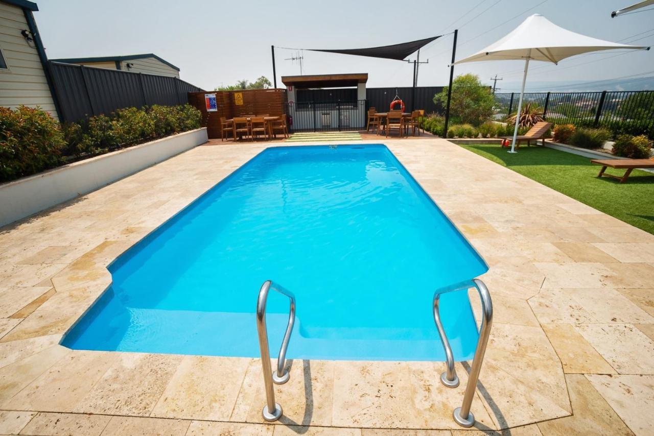 Hotel Crestview Tourist Park Queanbeyan Esterno foto
