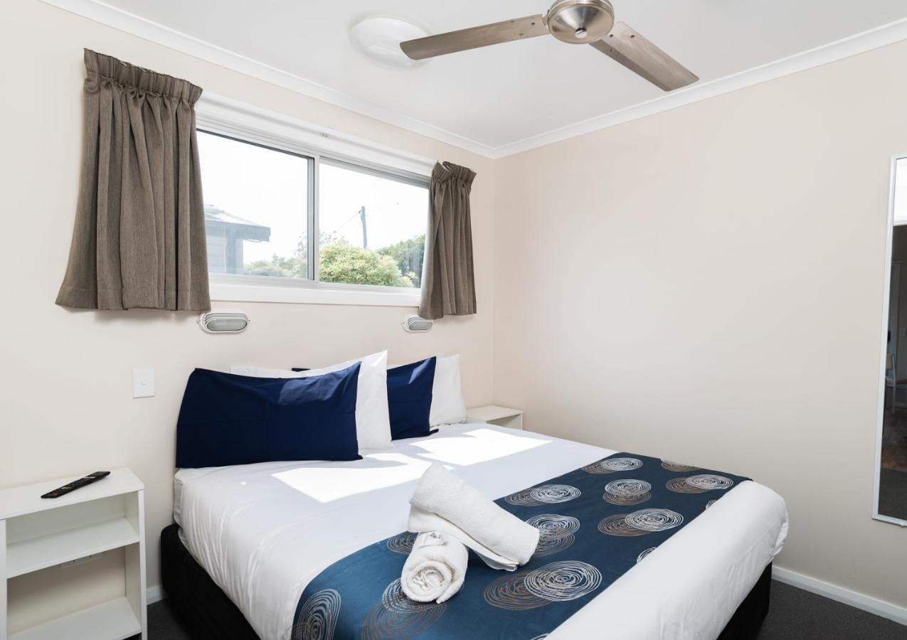 Hotel Crestview Tourist Park Queanbeyan Esterno foto