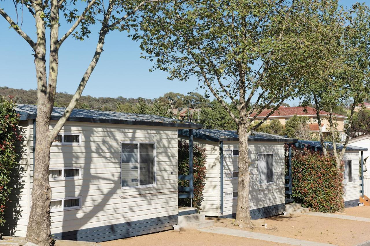 Hotel Crestview Tourist Park Queanbeyan Esterno foto