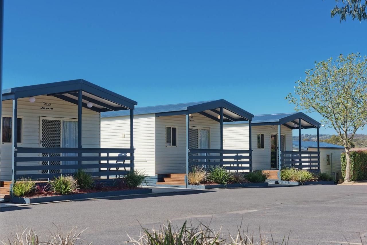 Hotel Crestview Tourist Park Queanbeyan Esterno foto