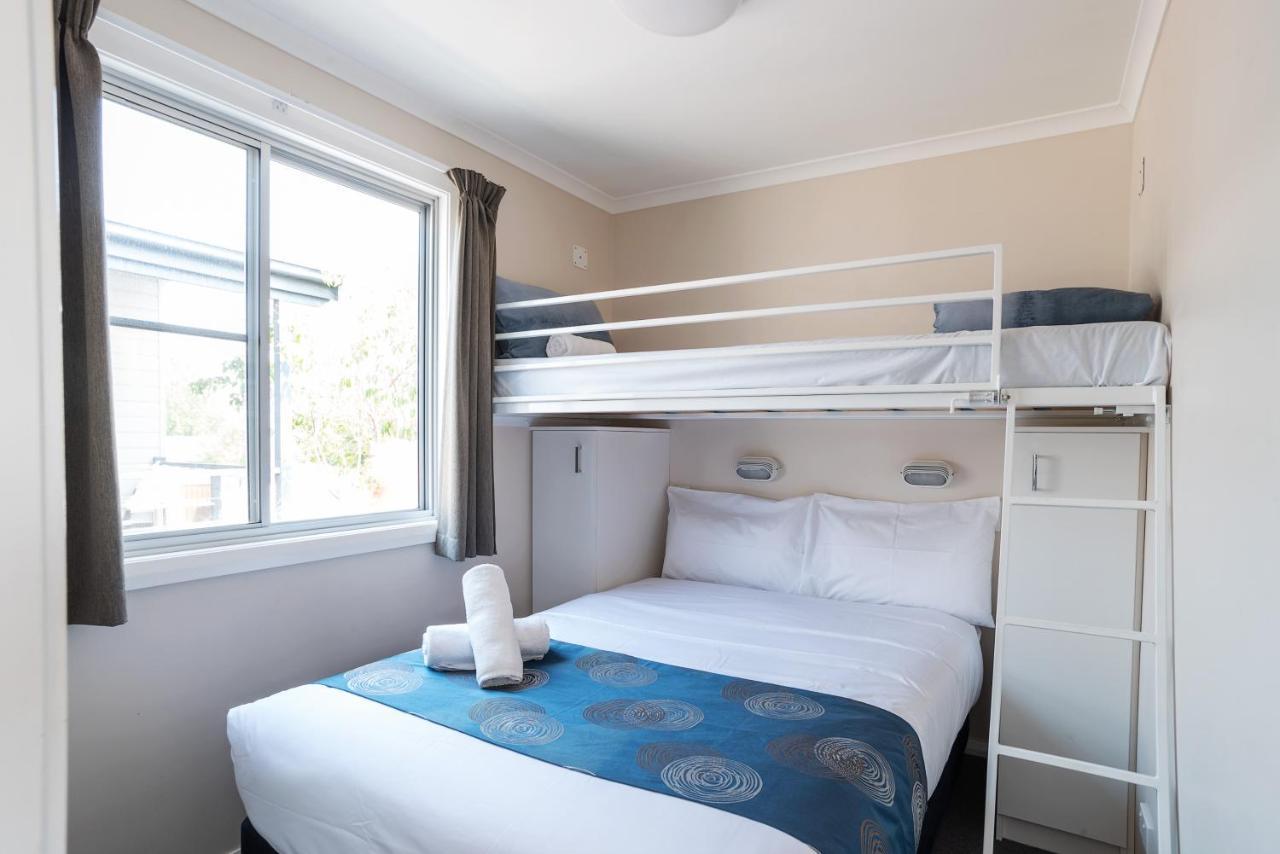 Hotel Crestview Tourist Park Queanbeyan Esterno foto