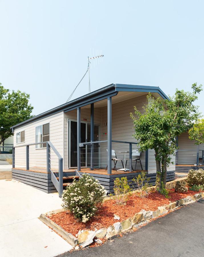 Hotel Crestview Tourist Park Queanbeyan Esterno foto